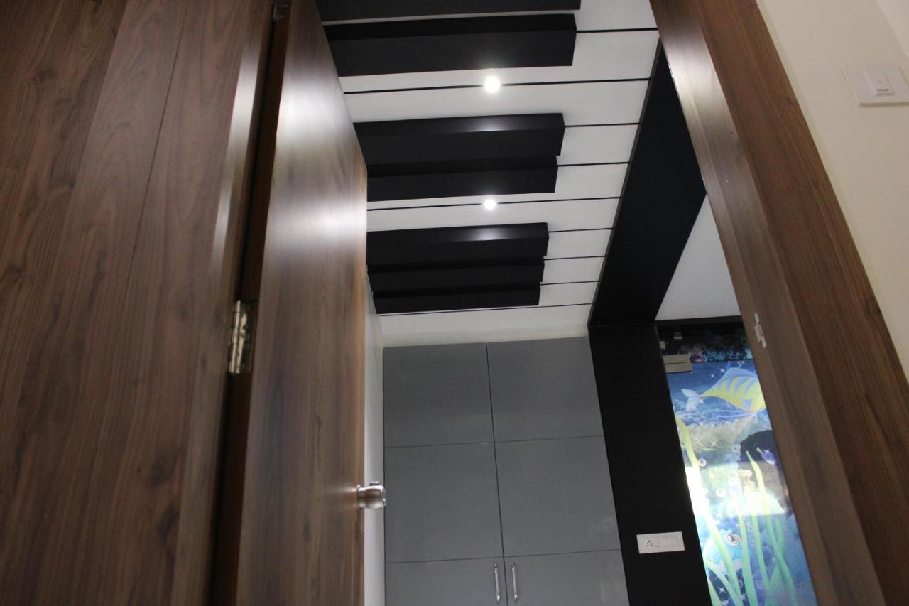 Hotel The Grand Piano - Best Business Hotel In Patan Dış mekan fotoğraf