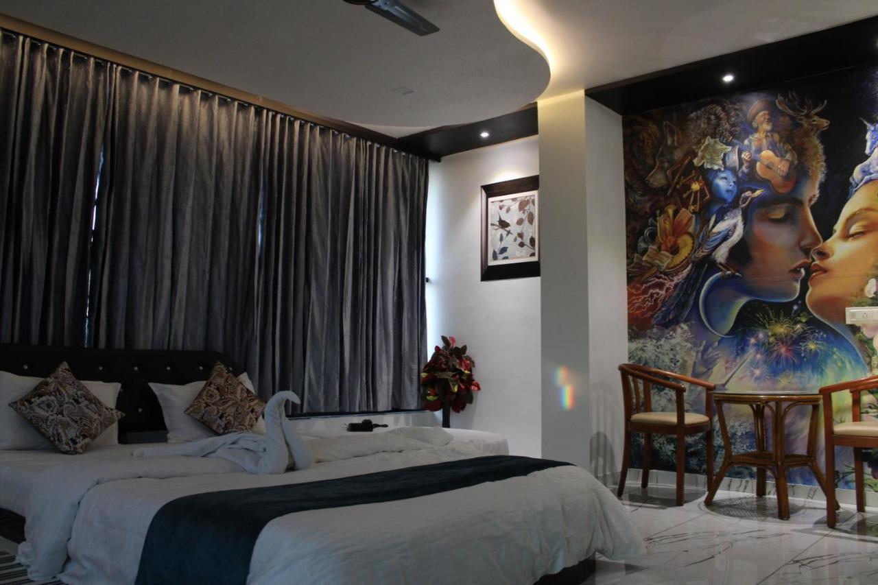 Hotel The Grand Piano - Best Business Hotel In Patan Dış mekan fotoğraf