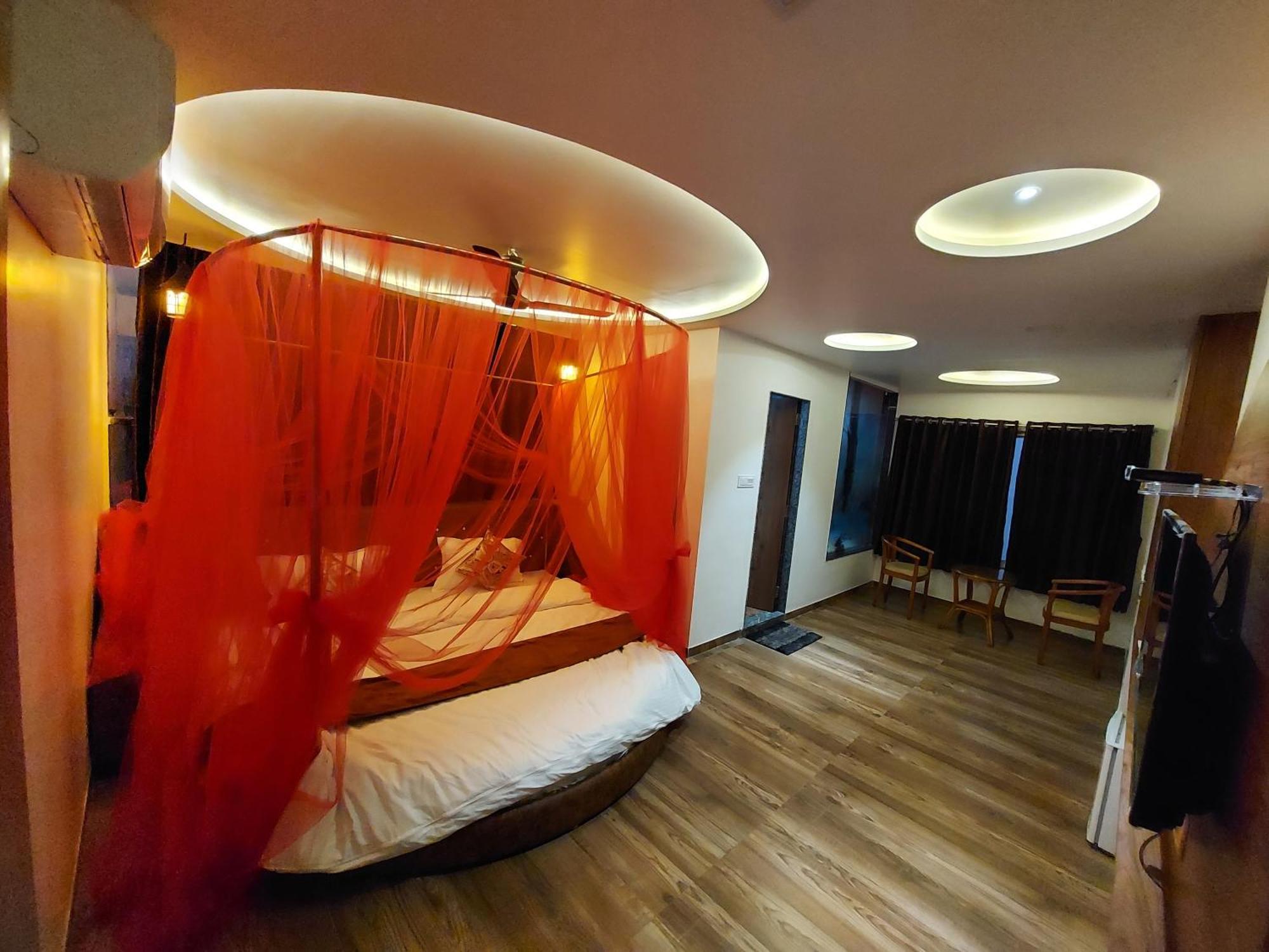 Hotel The Grand Piano - Best Business Hotel In Patan Dış mekan fotoğraf